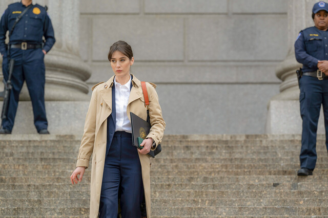 Kongressabgeordnete Alexandra Mullen (Lizzy Caplan) folgt eigenen Ideen.